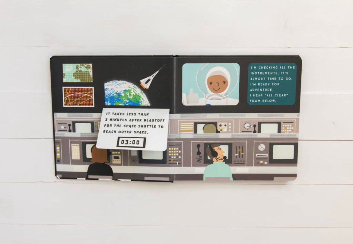 3-2-1 Blast Off! - Flap Cardboard Book